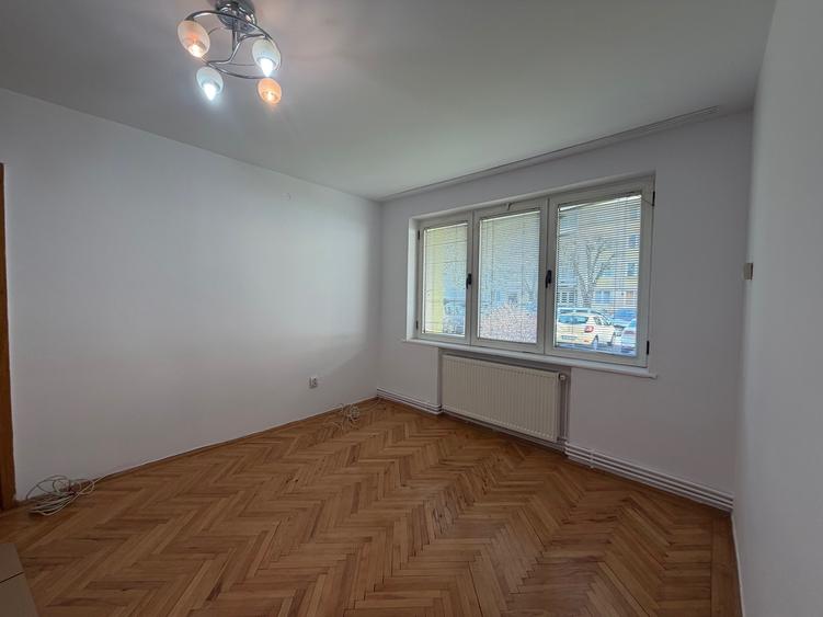 Apartament 2 camere - parter - Central - Vasile Milea - 3