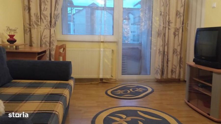 Inchiriez garsoniera Petrosani Nord - 1