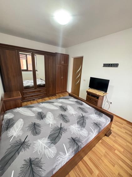 Apartament 2 camere - mobilat si utilat - Metrou  15 minute - Parcare - 9