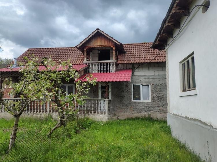 Case si teren de vanzare - 7