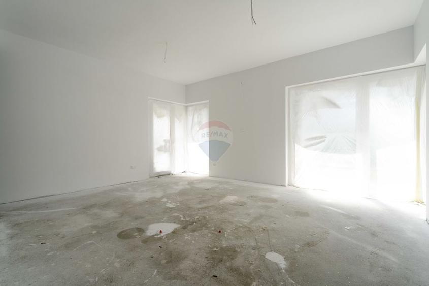 Duplex cu 4 camere cu Teren 400 Mp în Dealuri Oradea
