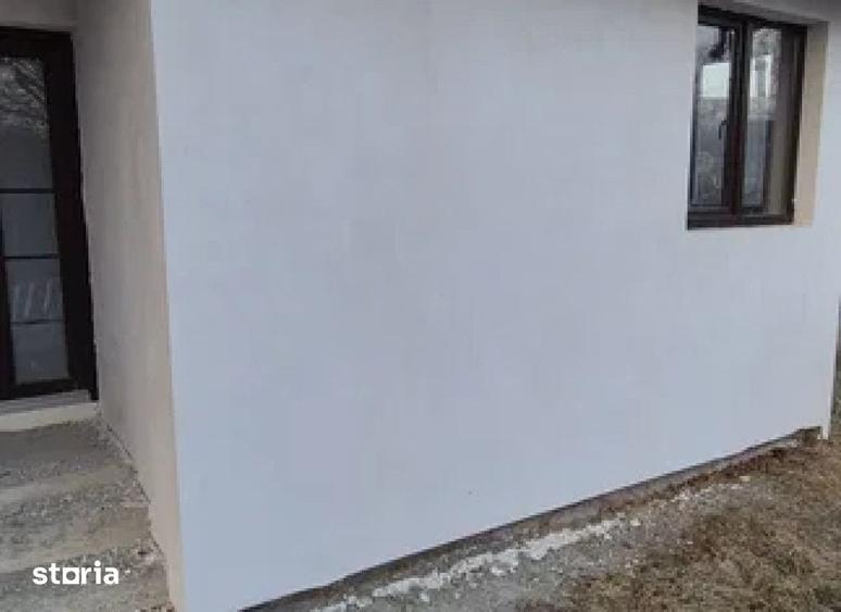 Casă cu 3 camere cu Teren 500 Mp în Ciritei