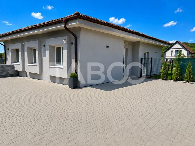 Duplex cu 3 camere cu Canalizare în Tălmaciu