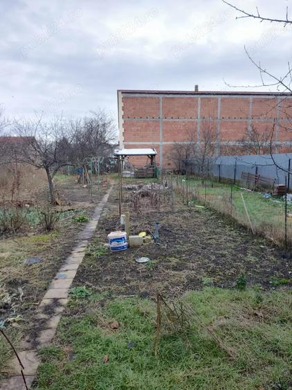 Apartament cu 2 camere curte comuna zona Lunei de vanzare - 5