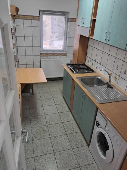 Inchiriez apartament in Lugoj, 1 cam, et.3, pe malul Timisului, in zona OMV, Kaufland, Dedeman. - 1