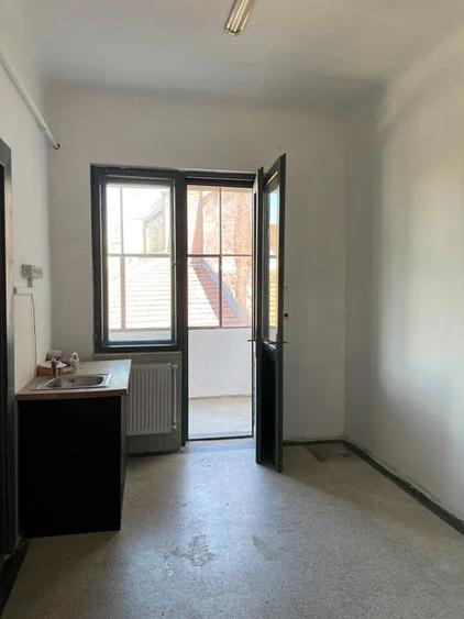 Apartament cu 4 camere,115mp, Zona Centru - 3