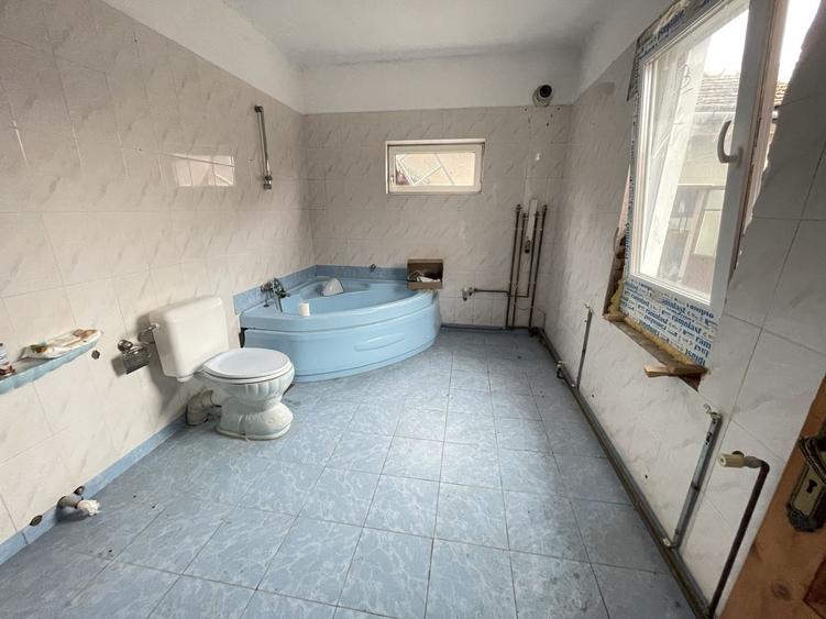 Casa de vanzare in zona Mehala - 8