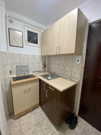 Inchiriez garsoniera 22mp - 4