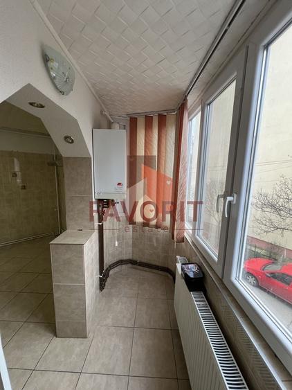 EXCLUSIVITATE | Apartament 3 camere - 2 bai | Zona Sagului - 7