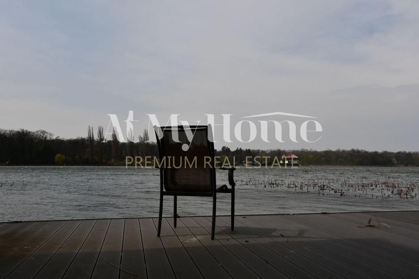 Vila unica pe malul Lacului Snagov, piscina si garaj ambarcatiuni, teren 1750 mp - 22