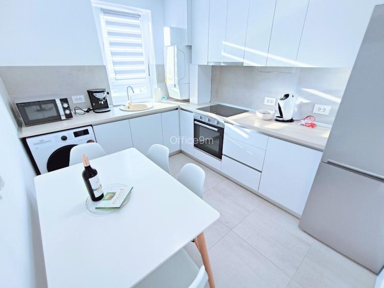 Mall Coresi - apartament 2 camere decomandat - cochet - loc de parcare - boxă Mall Coresi - apartament 2 camere decomandat - cochet - loc de parcare - boxă