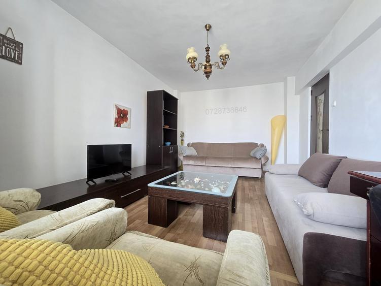 Bulevardul Decebal stradal, langa Metrou Piata Muncii - 2