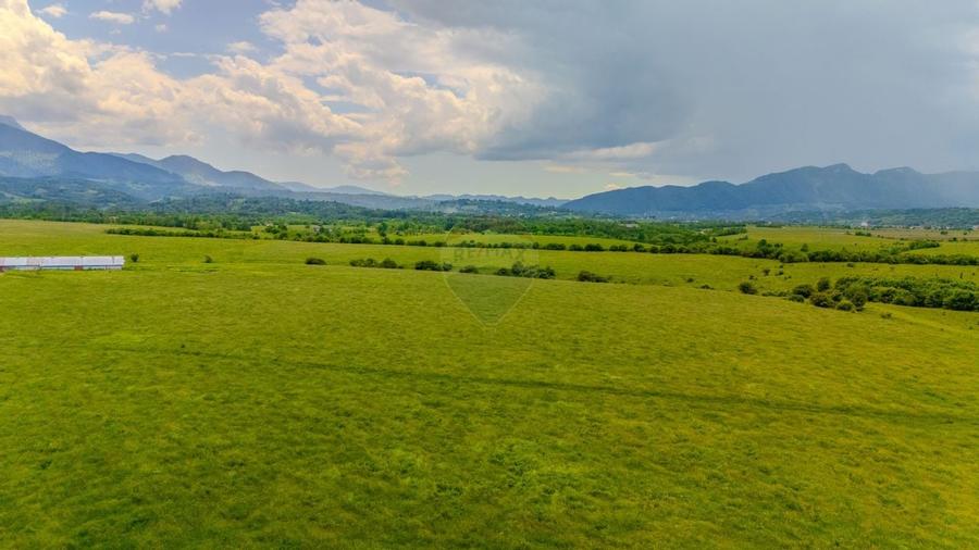 Teren 10,800mp Rasnov / Drumul DN73 - 16