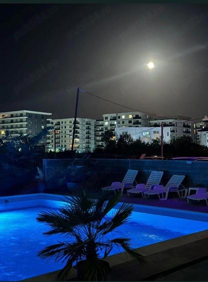 Apt 2 cam 60mp cu parcare Mamaia Nord,piscina exterioara, la100 m plaja - 1