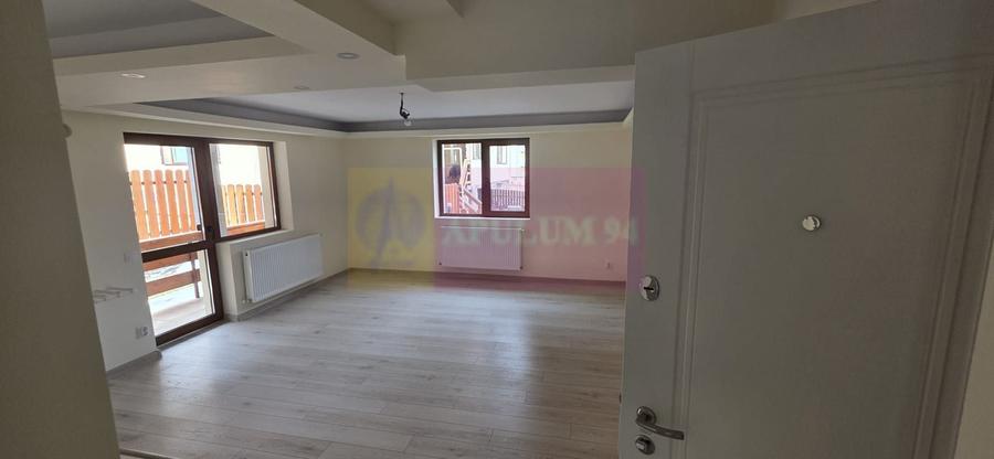 Apartament 2 camere, parter, de vanzare in Busteni - 1