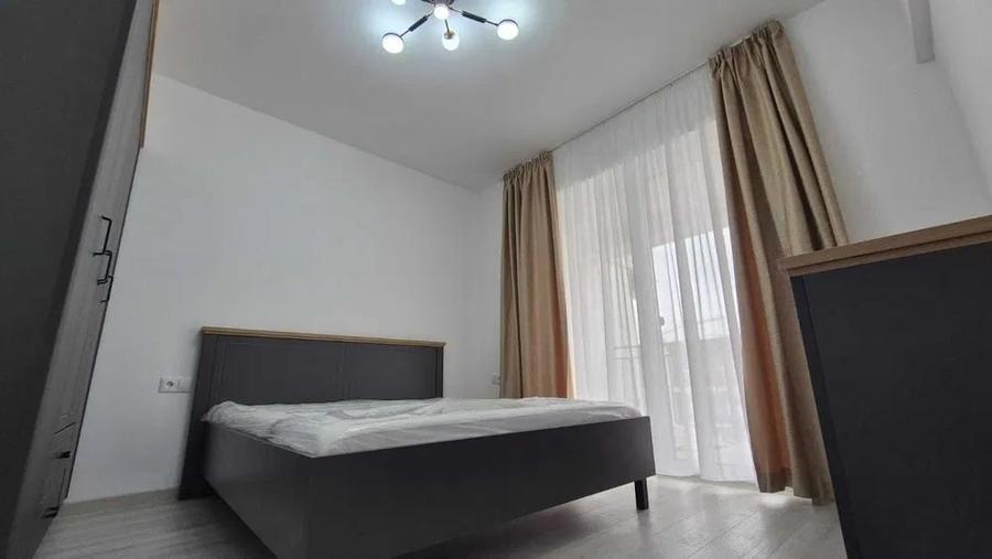 Apartament cu 3 camere,60mp, parcare, zona centrala - 2