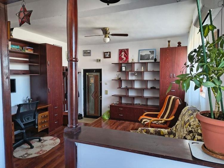 Garsonieră, 25 mp, Corneliu Coposu. 47 000 E. Comision 0 - 1