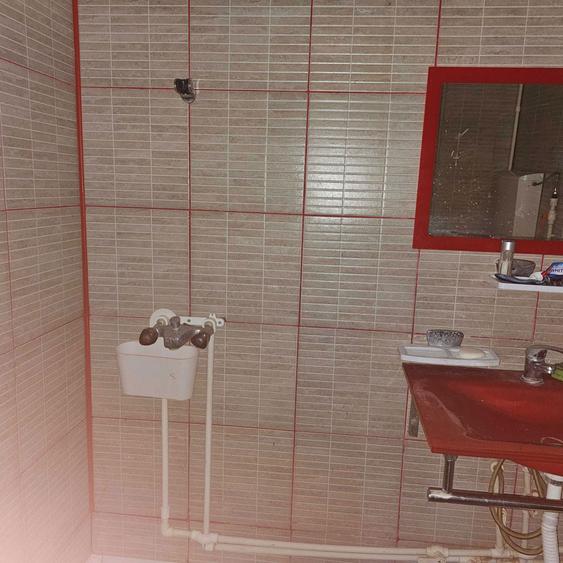 Se ofera spre inchiriere casa in :Ploiesti ,zona : Mihai Viteazul - 4