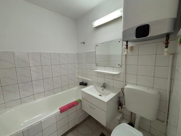 Apartament 3 Camere Calea Calarasi 80 mp - 10
