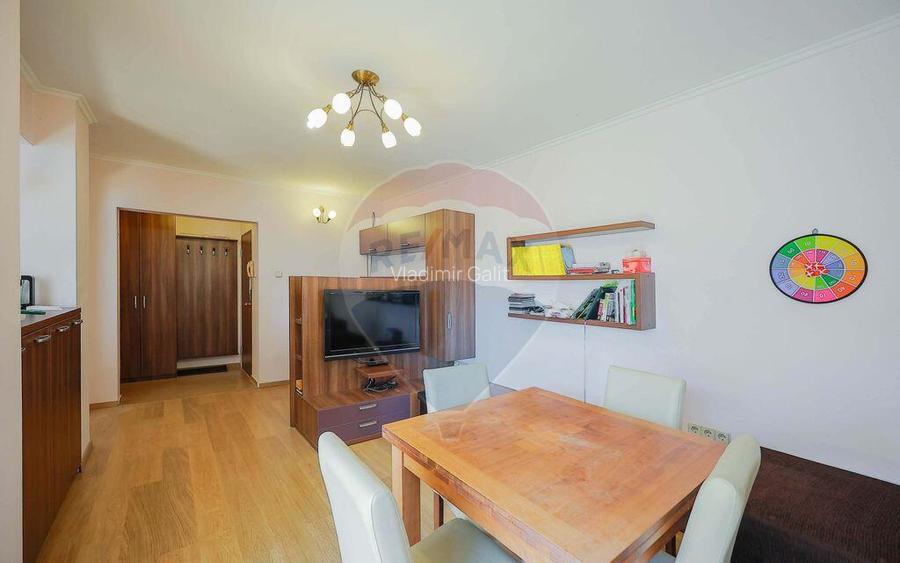 Apartament cu 2 camere de vanzare in zona Rogerius - St...