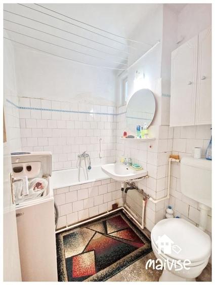 Apartament 3 camere de vanzare, str.Tudor Vladimirescu - 11