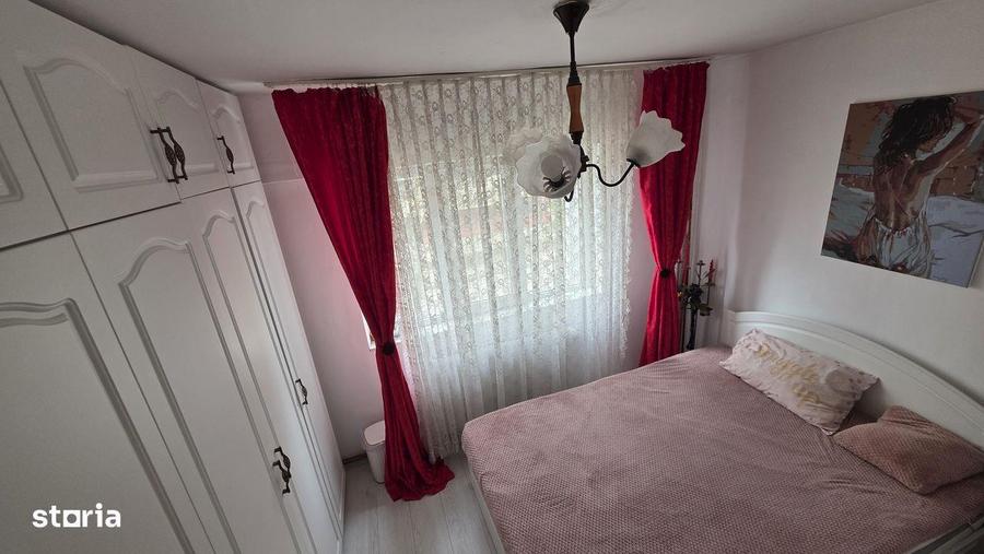 Apartament 4 camere, et. 2 - Bulevard - 5