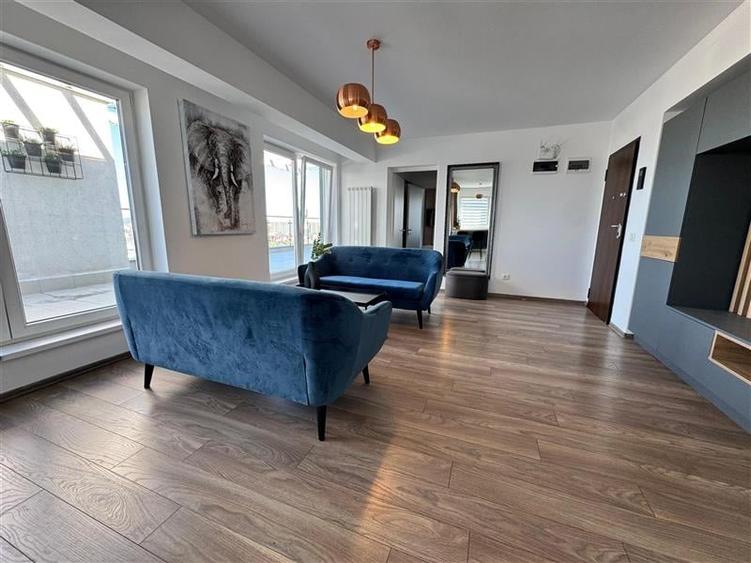 Apartament 3 camere, terasa 47 mp, zona Tractorul, Brasov - 2