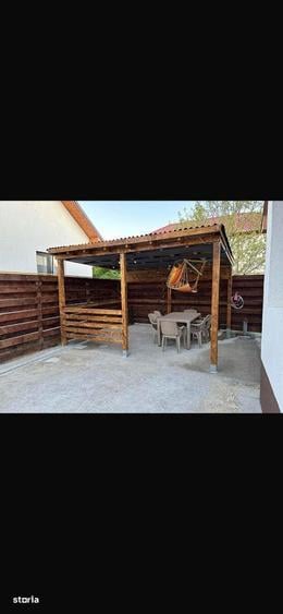 Casa cu 4 camere, zona de vile - 1