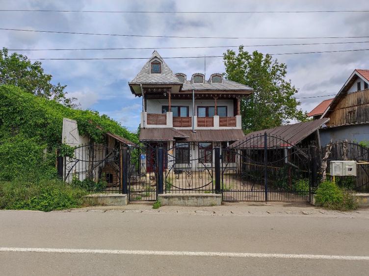 Proprietar: Vilă 480mp pe Drumul Vinului, Ideal Investiție / HoReCa - 1