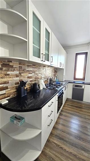 De inchiriat, apartament cu 3 camere localizat la 10 minute de centru - 7