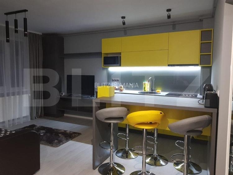 Apartament cu 3 camere, 50 mp, modern-lux, zona ultracentrala Apartament cu 3 camere, 50 mp, modern-lux, zona ultracentrala
