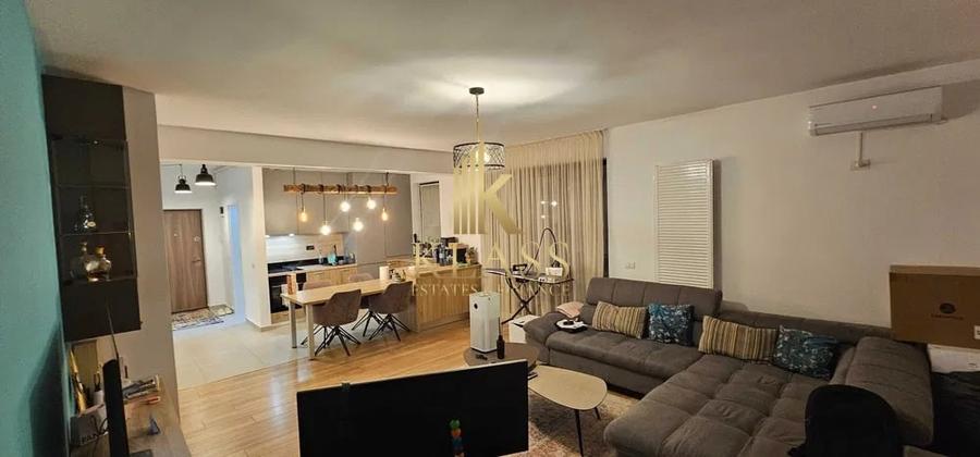 Apartament de vanzare cu  3 camere Pipera - 1