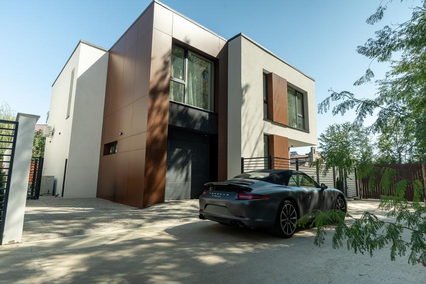 Modern Villa Pipera - Erou Iancu Nicolae - 1