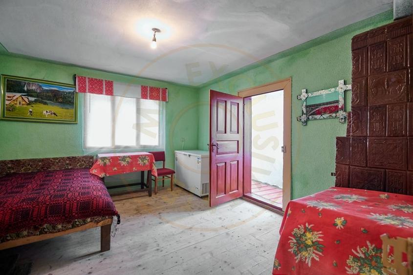 Casa  la munte cu teren generos in Com. Nucsoara, loc. Slatina jud. Arges! - 4