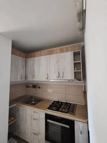 Apartament spa?ios cu 3 camere, 3 balcoane ?i beci renovat 2023 - 1
