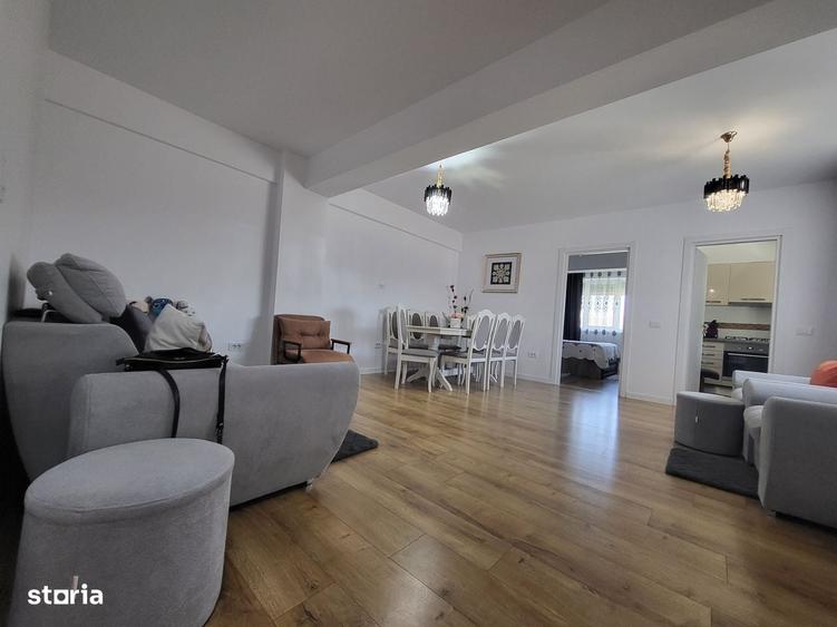 Apartament cu trei camere mobilat si cochet, - 9