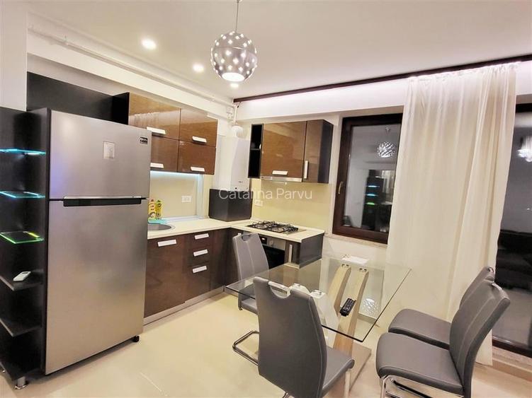 Apartament cu 2 camere decomandat, mobilat în Băneasa