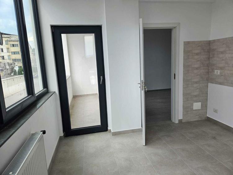 de inchiriat !!! - 2