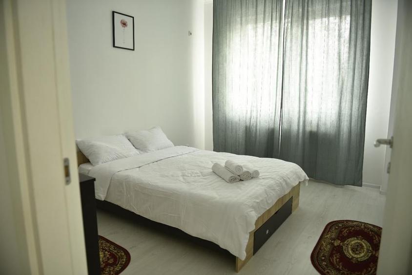 Apartament cu 3 Camere de Inchiriat - 2