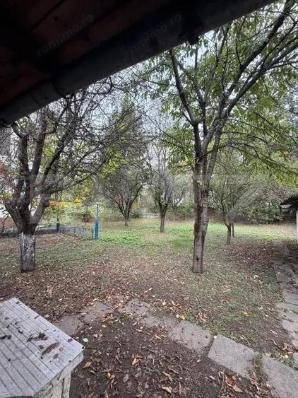 Casa cu teren generos intr-o zona premium Ideala pentru Locuin?a sau Investi?i - 1