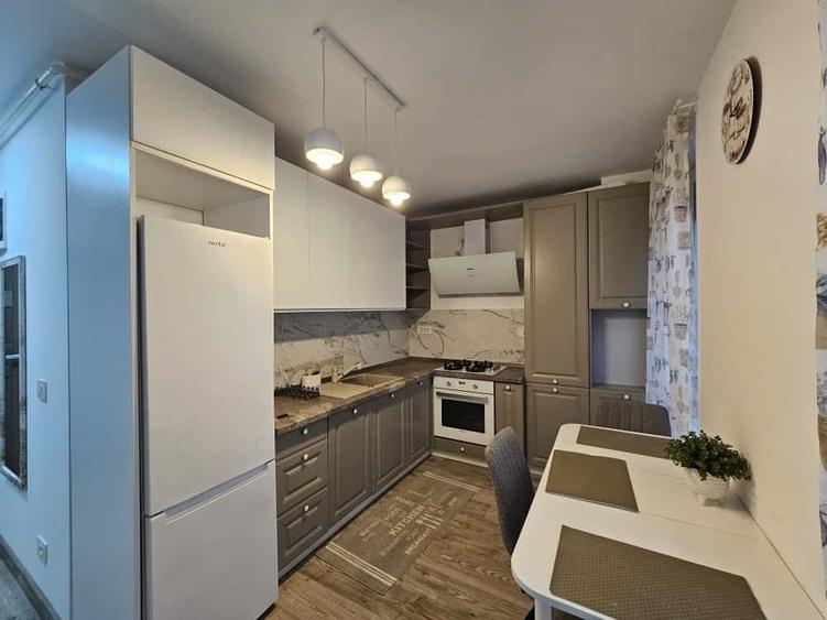 Apartament nou, 2 camere, plus loc de parcare, zona Soarelui, comision 0% - 5