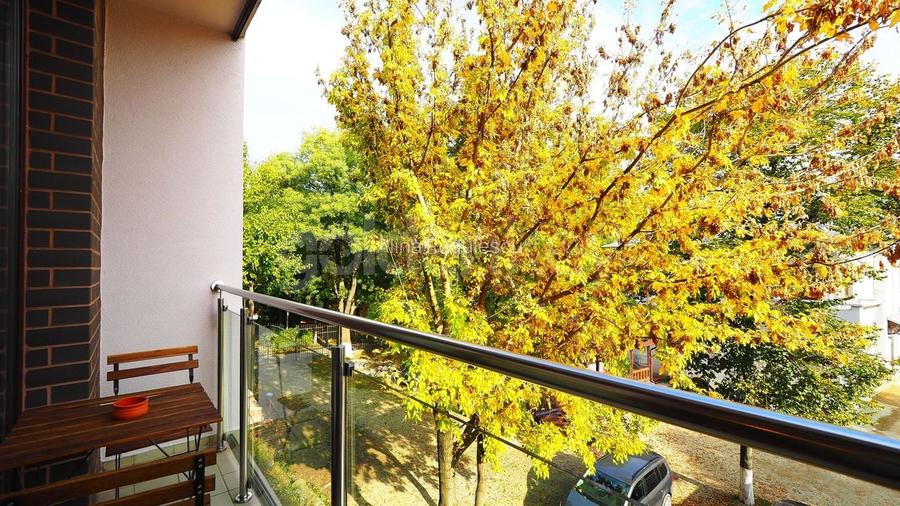 Apartament cu 3 camere semidecomandat, mobilat în Kiseleff