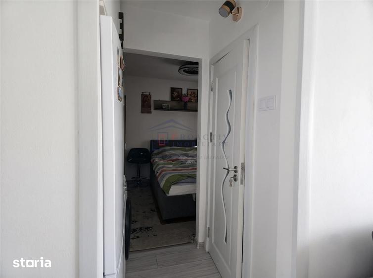 Apartament cu 2 camere semidecomandat în Ultracentral