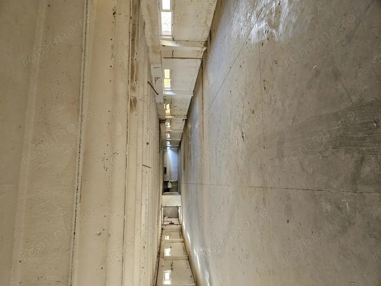 Inchiriez hala Arad centura. - 1