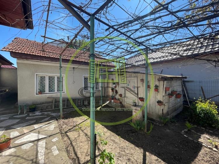 Casa parter bilaterala cu teren de 401mp si toate utilitatile in Catargiu - 3