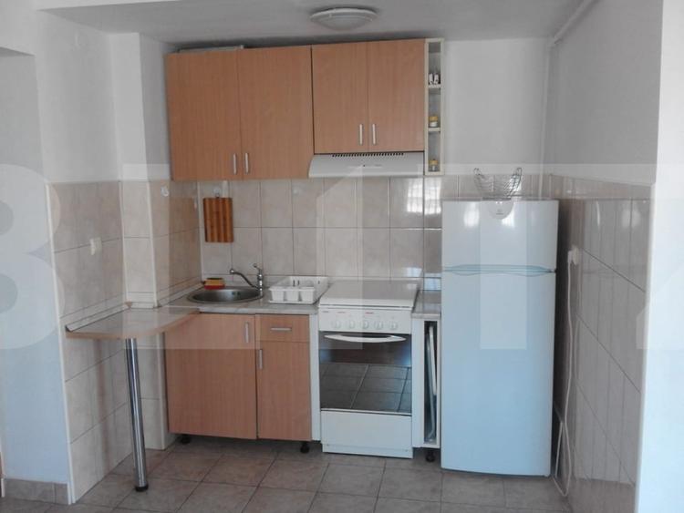 Apartament de vanzare, cu 2 camere, 48 mp, zona Soarelui - 4