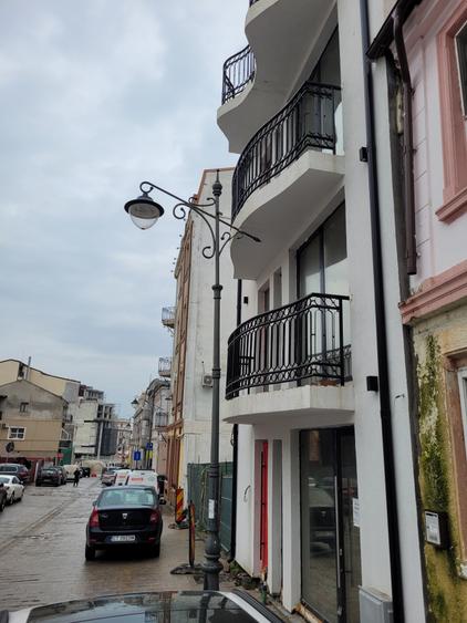 Piata Ovidiu - spatiu comercial cu vad pietonal - 2