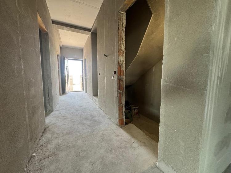 Duplex 5 camere, toate utilitatile, 119 mp utili , 270mp teren in Chisoda - 14