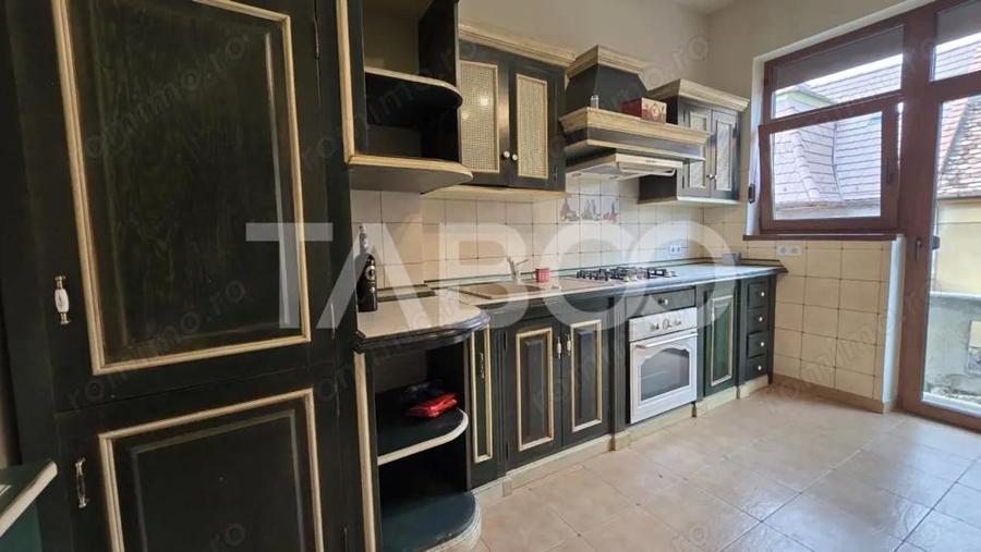 Apartament de vanzare de 86mp cu 3 camere acces auto in zona Centrala - 8