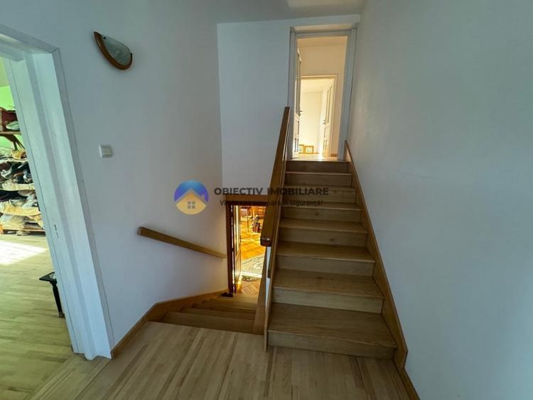 Vila + teren de vanzare cu priveliste panoramica – vis a vis de statuia Ursulet - 14